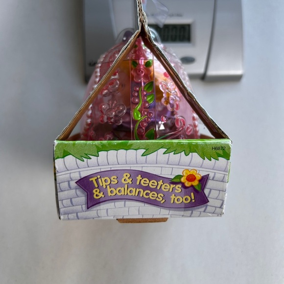 Fisher-Price 2005 Collectible Tippity Top Egg Easter Toy In Package - Picture 3 of 7